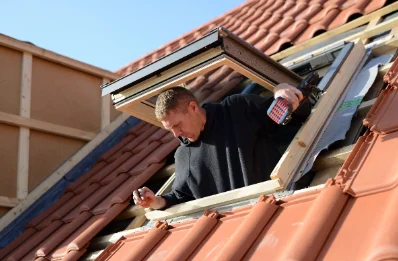 Pose de fenêtres de toit Velux à Eclassan
